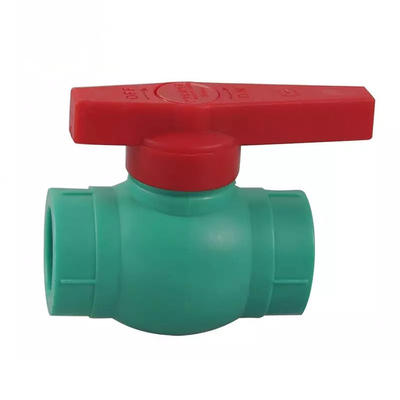 De drijvende Kogelklep Enig Live Green 2 van 3 Duimpvc in Pvc-Klep